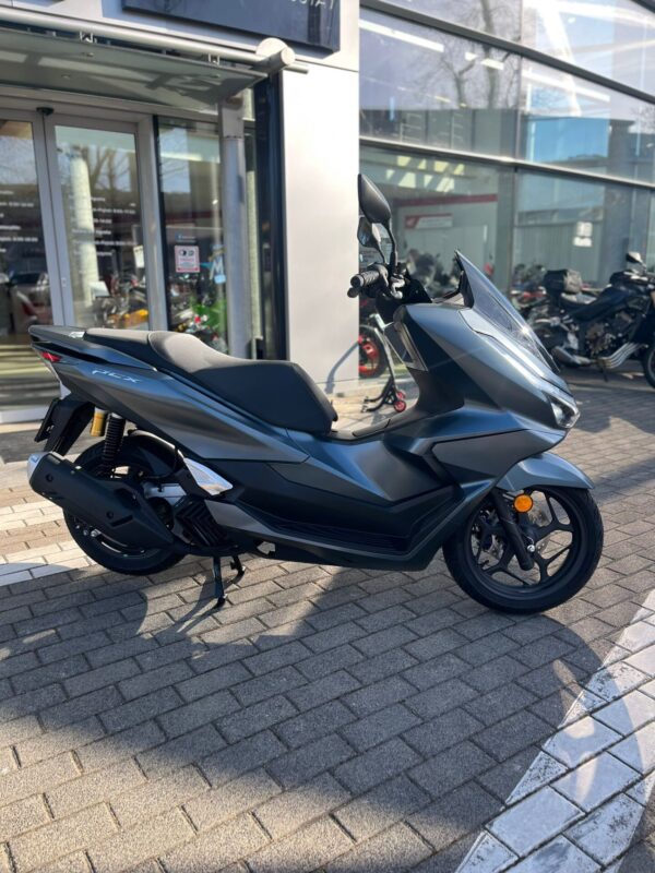 HONDA PCX 125 2026 8 HONDA PCX 125 2026