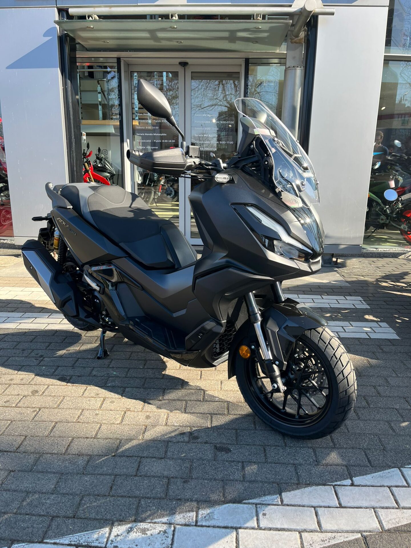 HONDA ADV350 2026 1 HONDA ADV350 2026