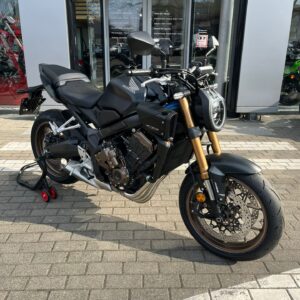 HONDA CB650R E-Clutch  2026